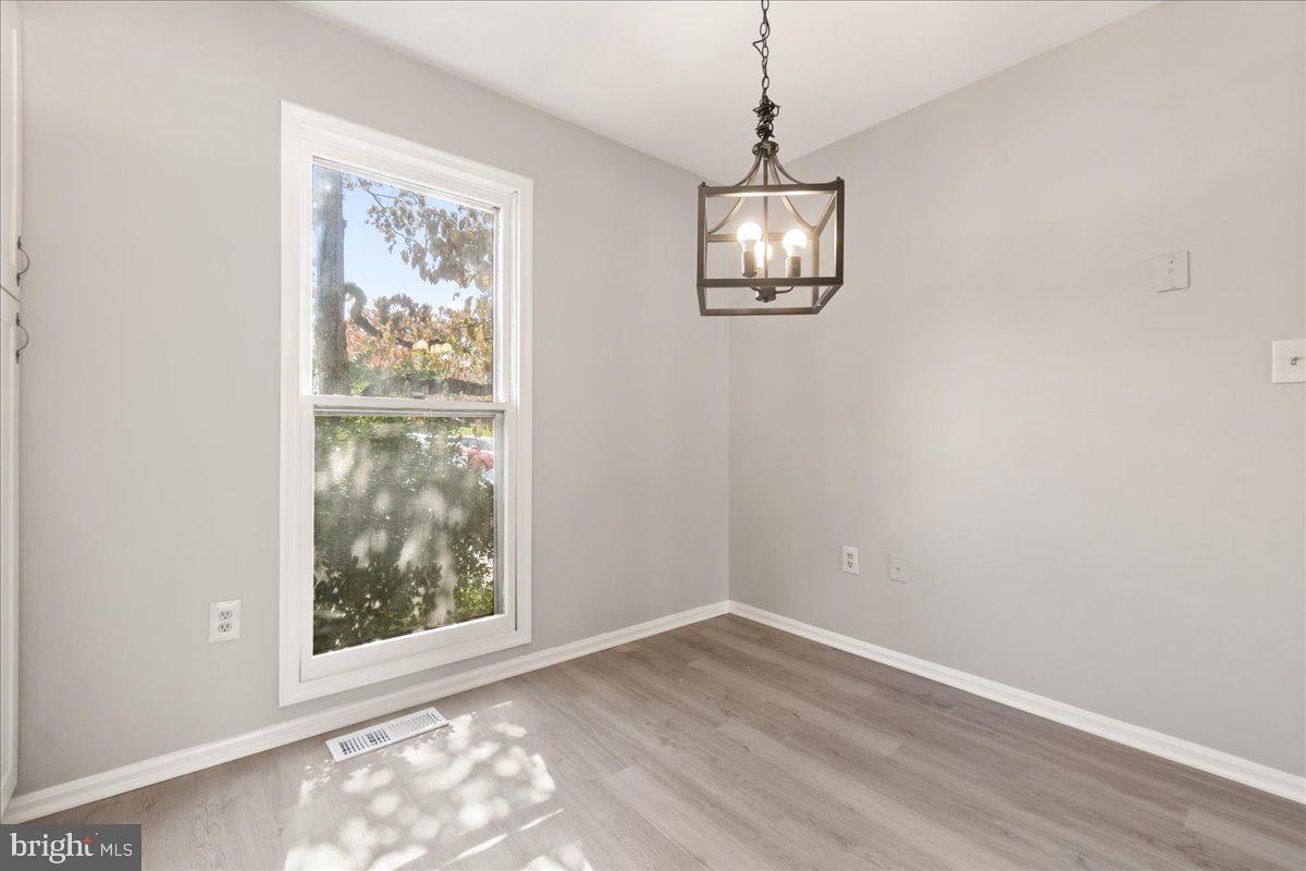13277 Country Ridge Dr