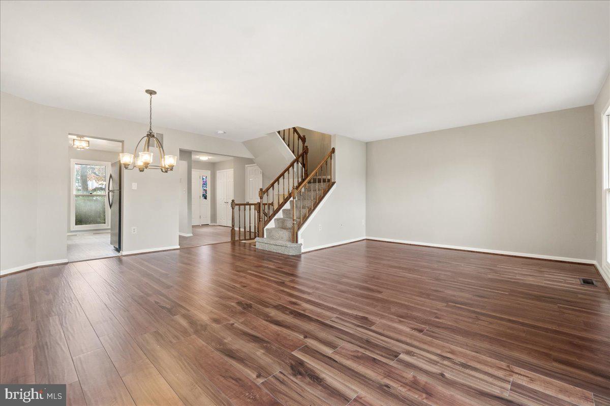 13277 Country Ridge Dr
