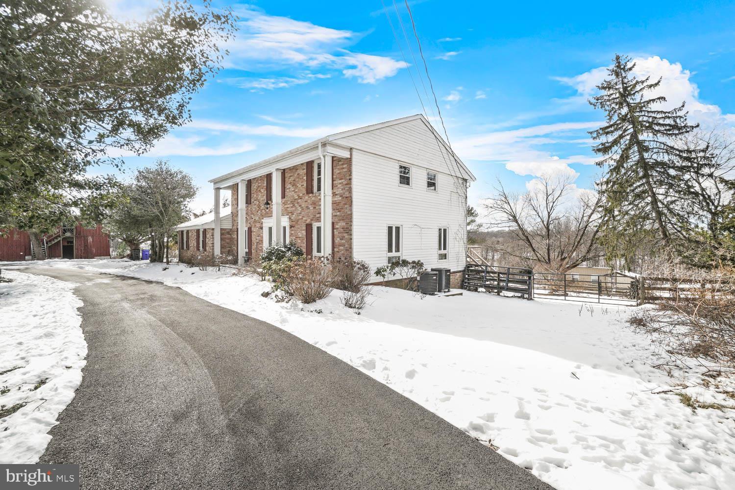 27210 Ridge Rd