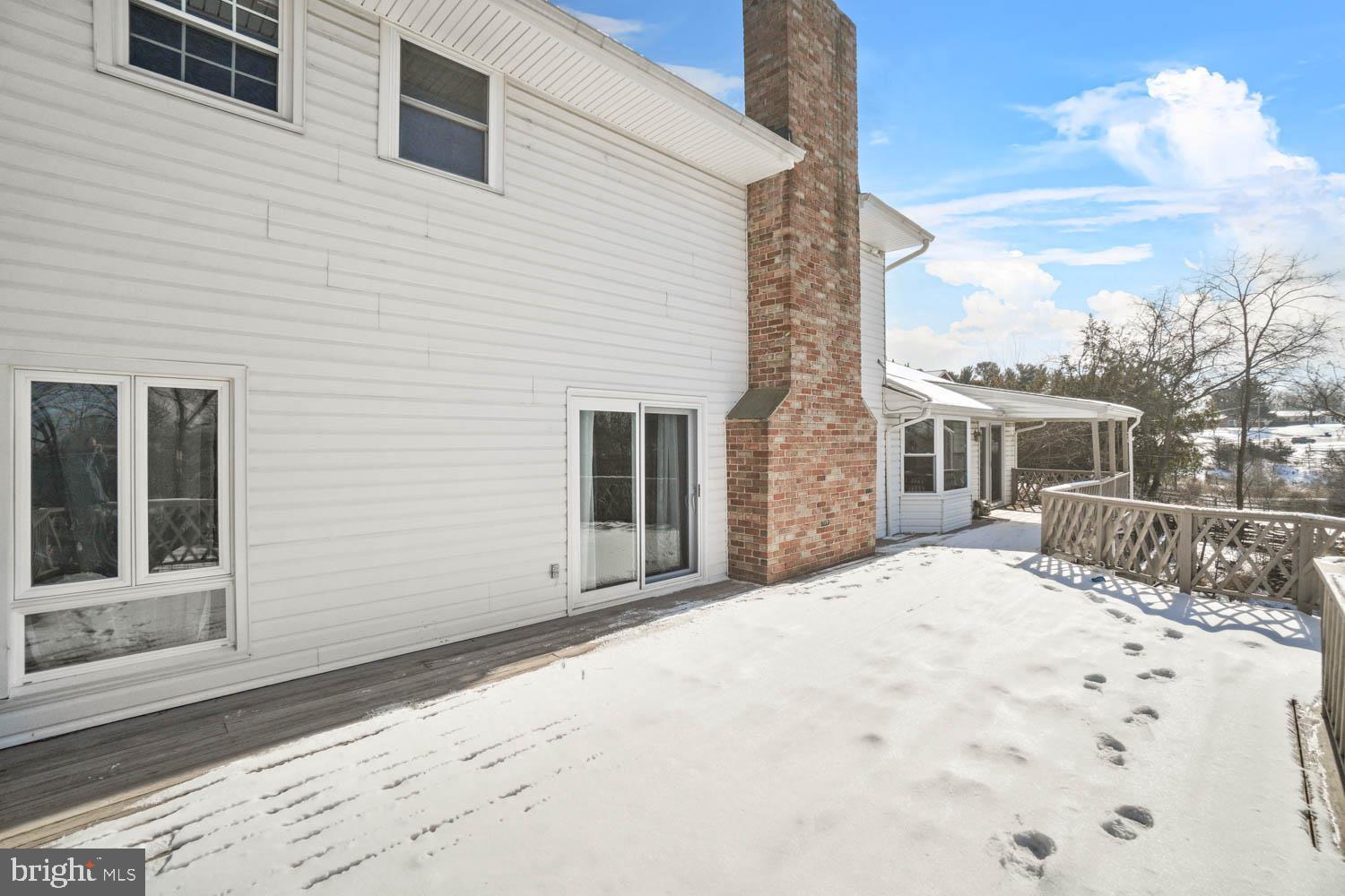27210 Ridge Rd