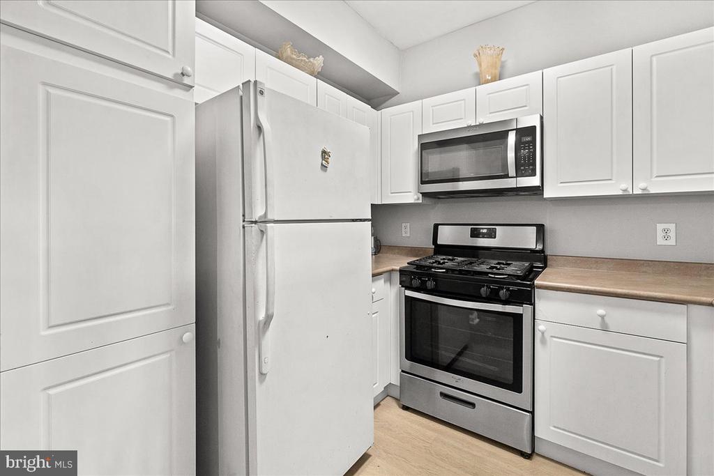 11800 Old Georgetown #1204
