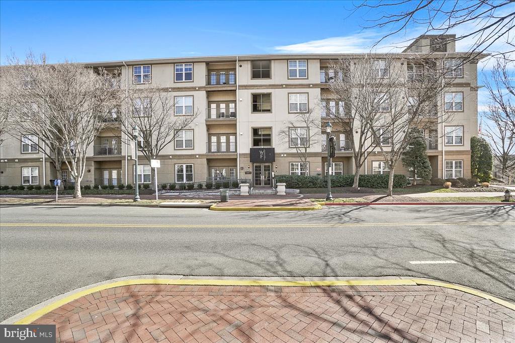 11800 Old Georgetown #1204
