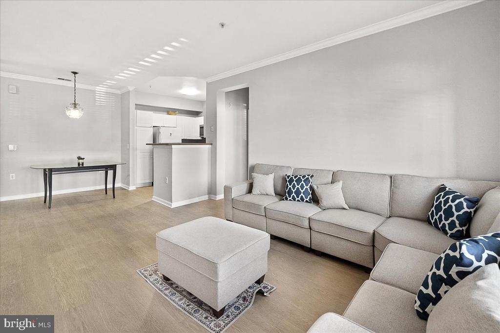 11800 Old Georgetown #1204
