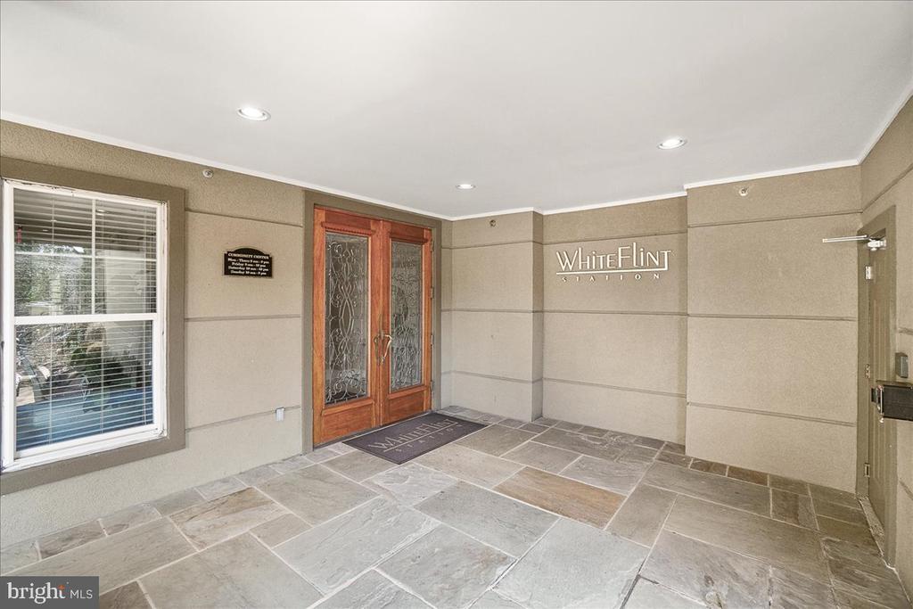 11800 Old Georgetown #1204