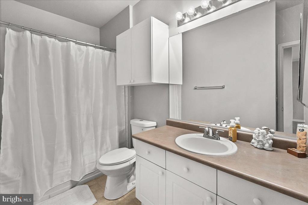 11800 Old Georgetown #1204