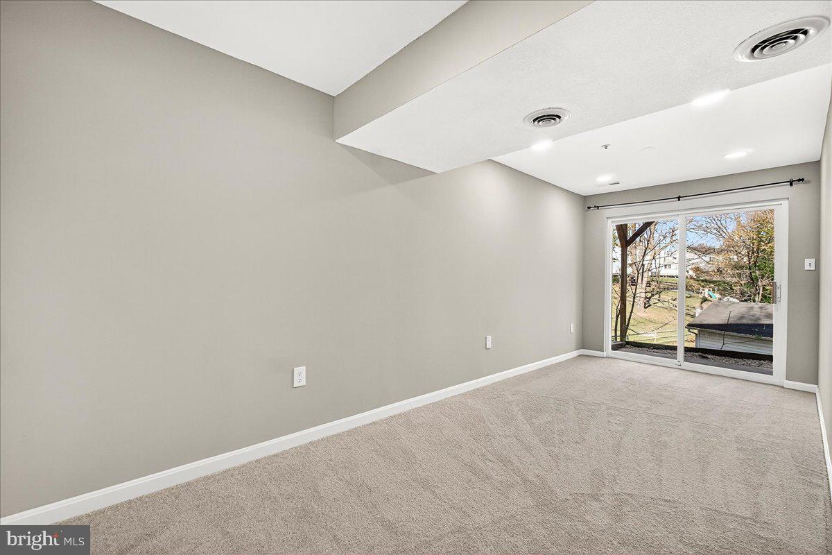 25758 WOODFIELD ROAD