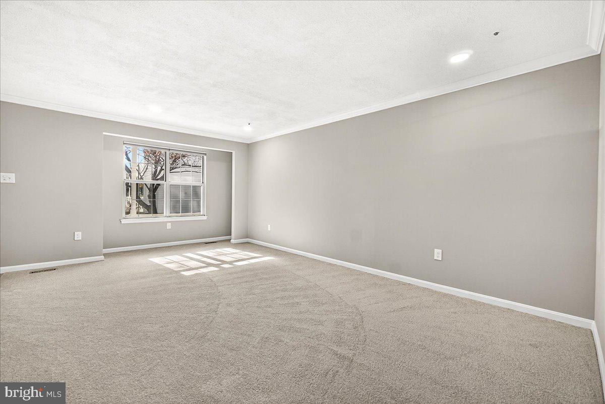 25758 WOODFIELD ROAD