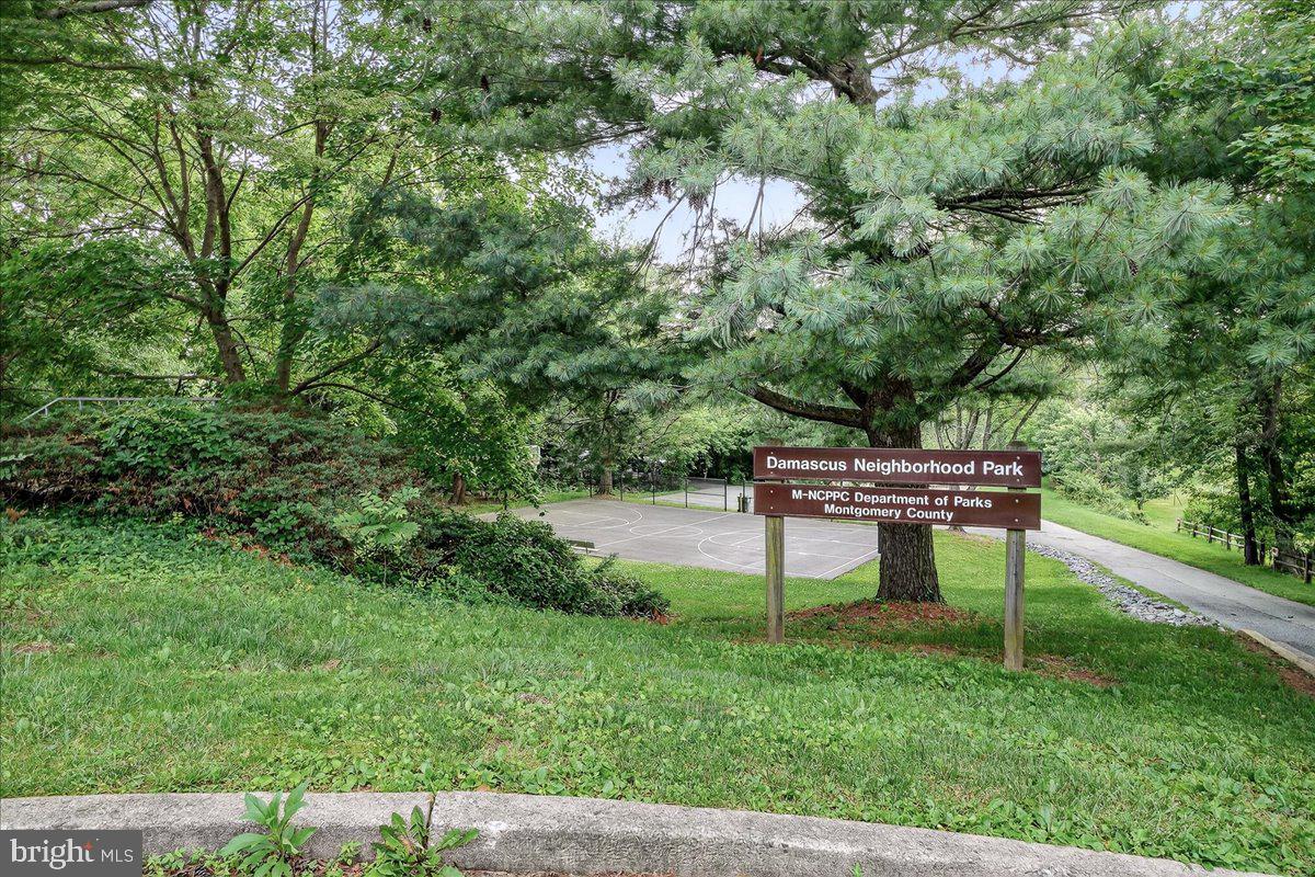 25758 WOODFIELD ROAD