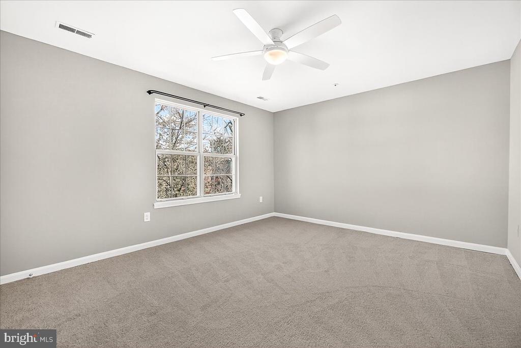 25758 WOODFIELD ROAD