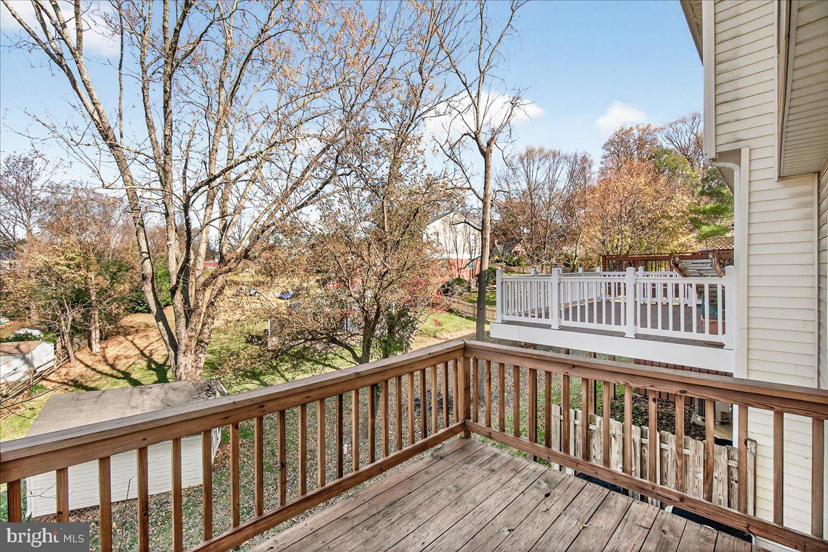 25758 WOODFIELD ROAD