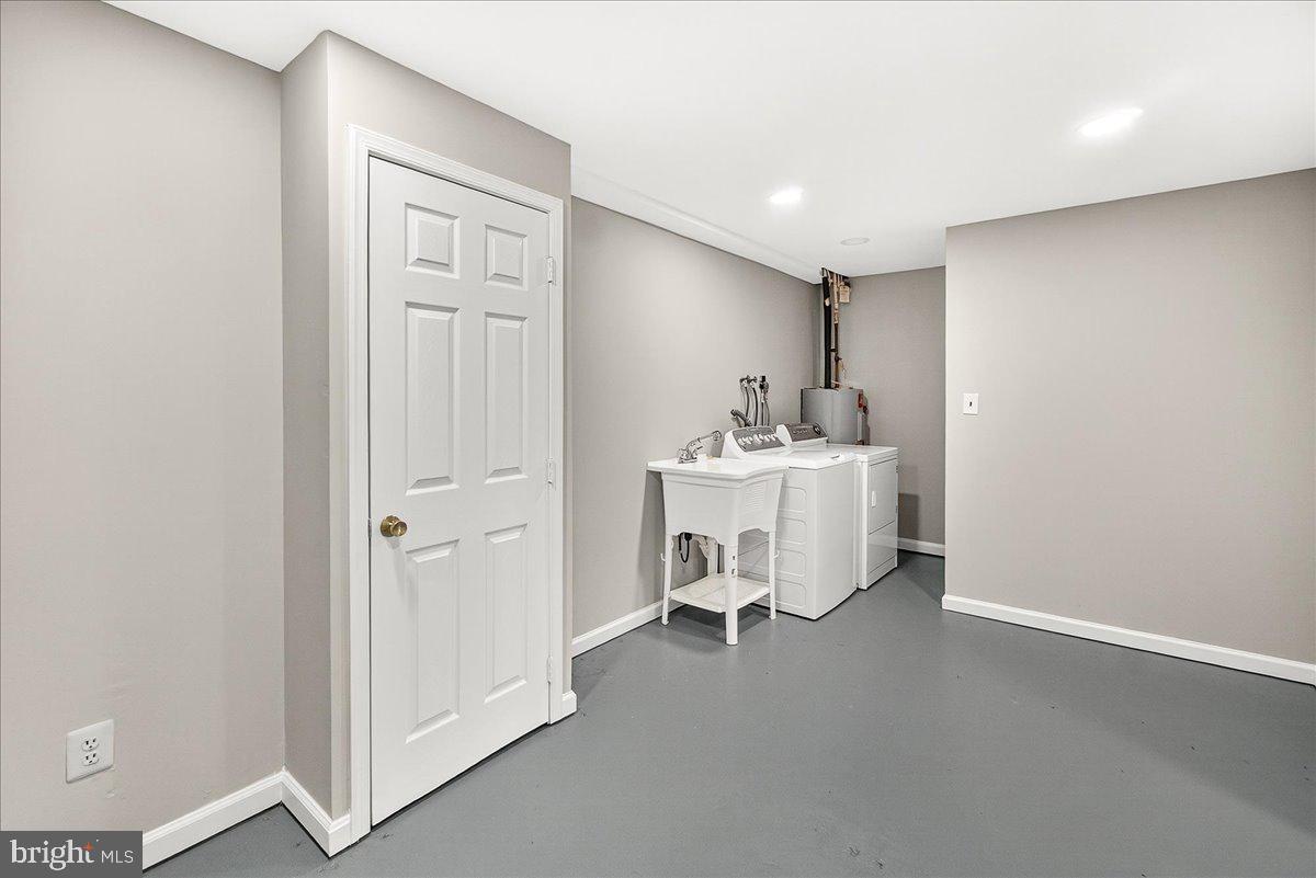 25758 WOODFIELD ROAD