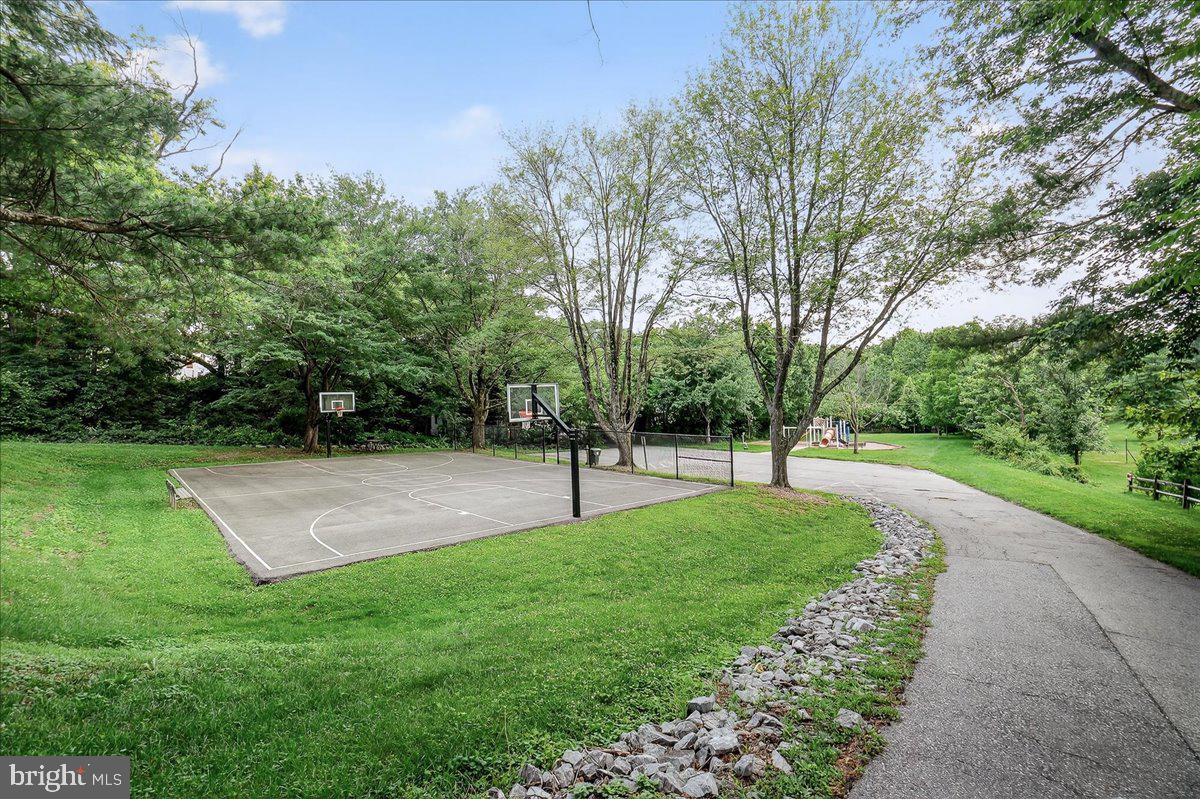 25758 WOODFIELD ROAD