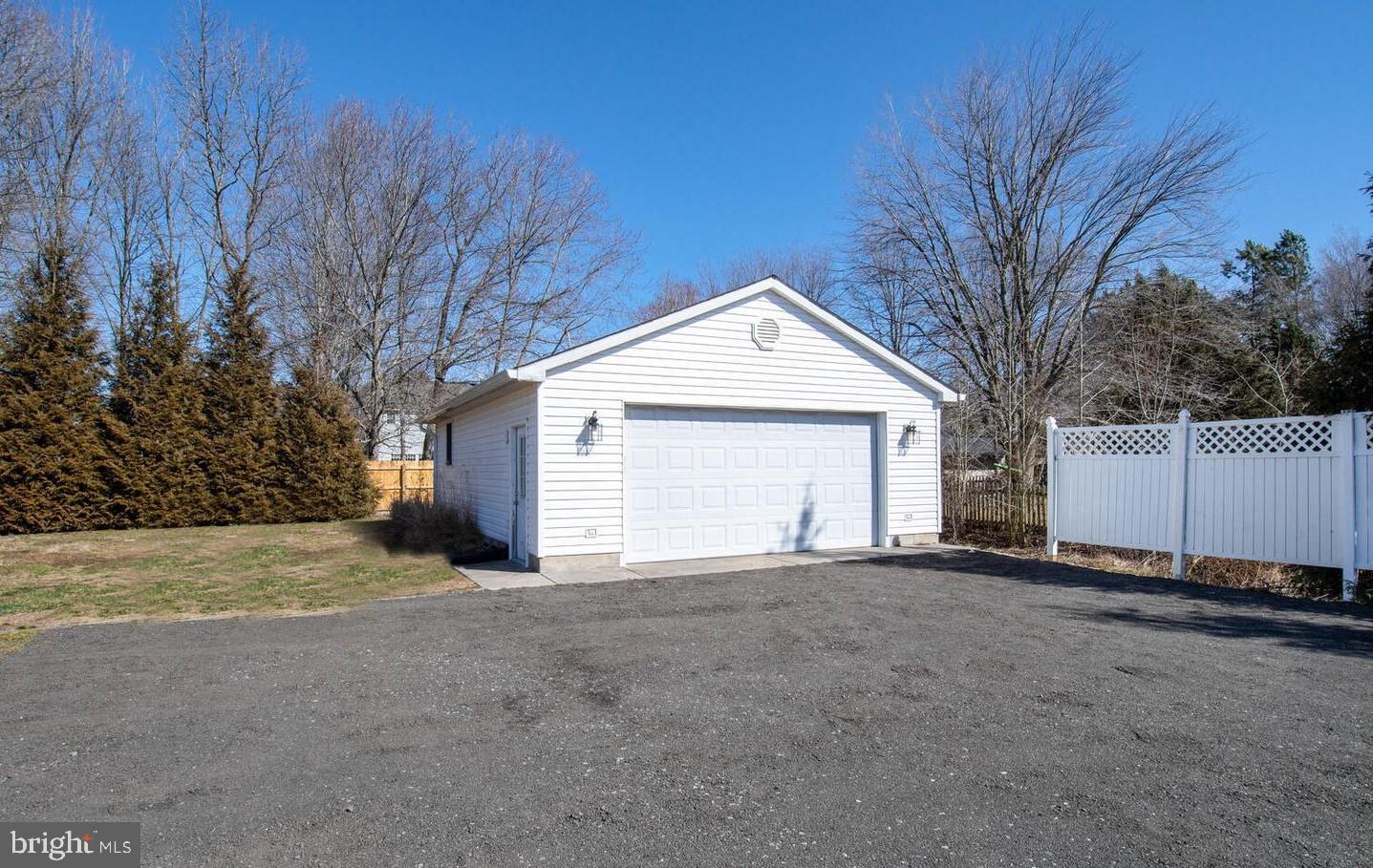 720 Old Love Point Rd