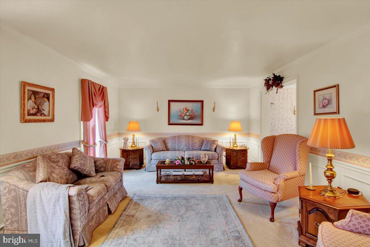 13617 Daisy Cir