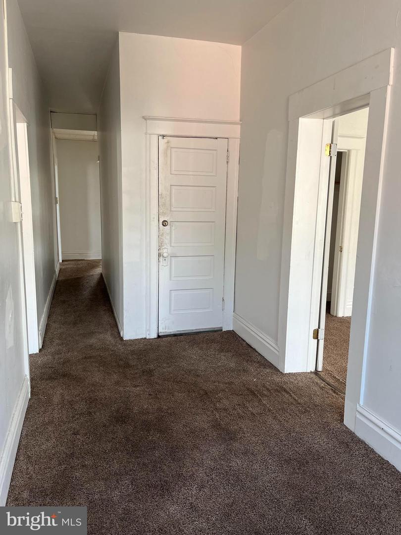 415 W. Washington St. #B