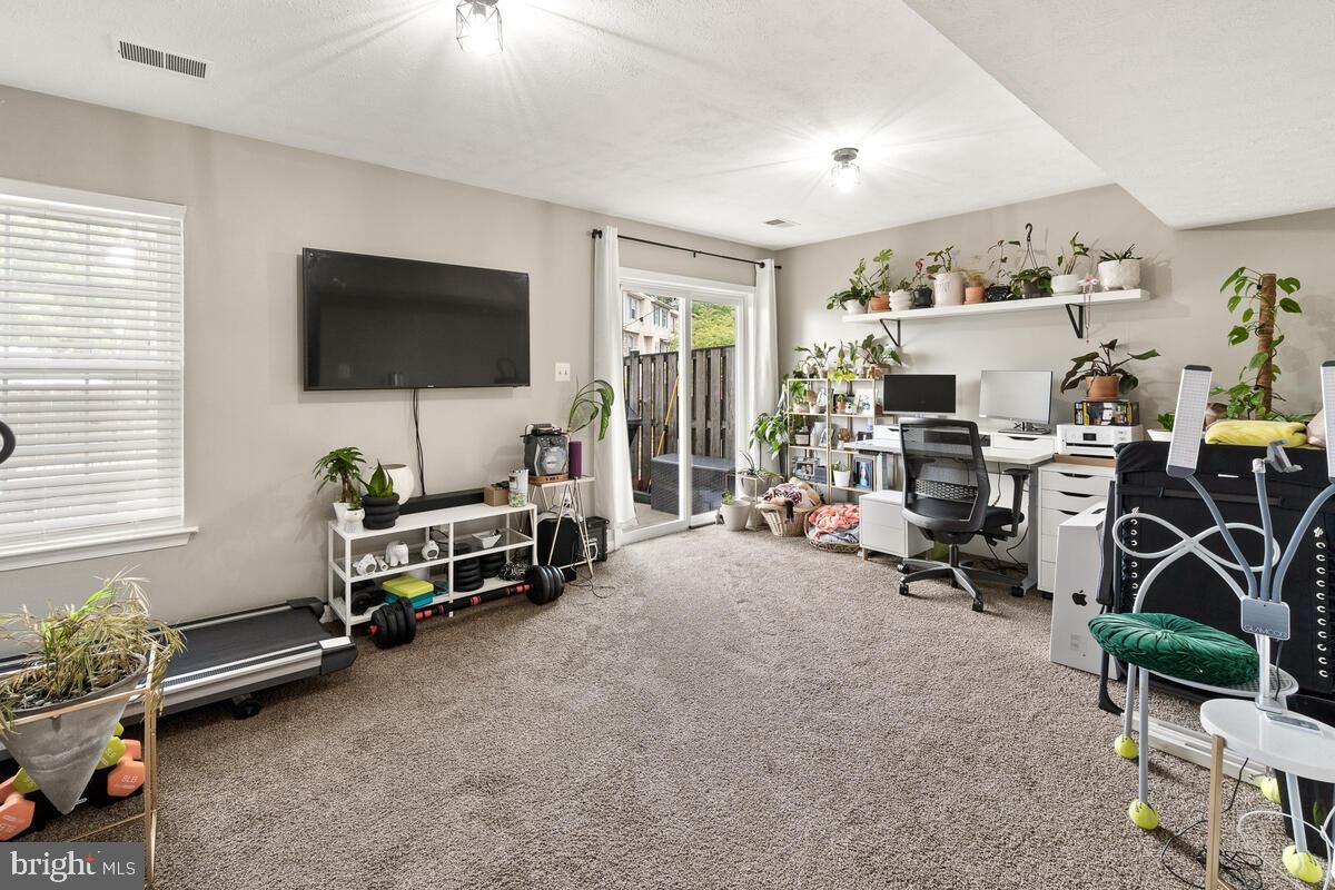 20107 Kellys Ln