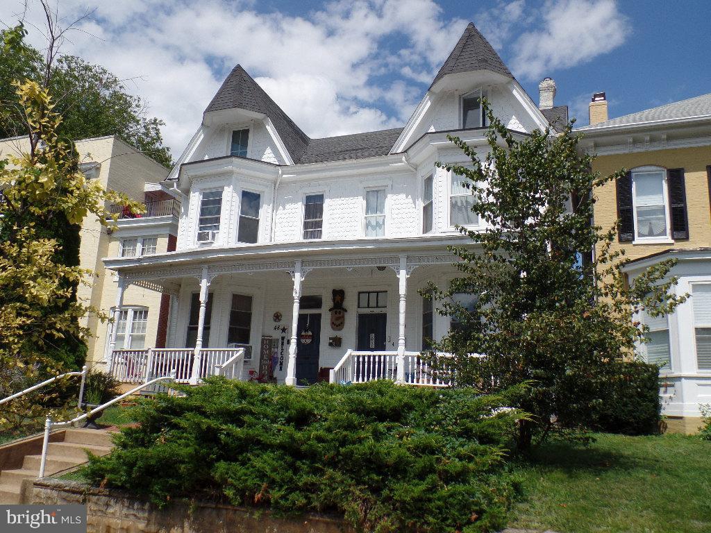 48-50 Broadway