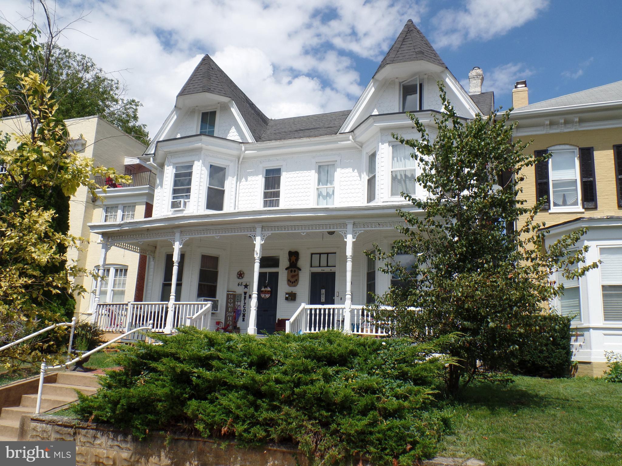 48-50 Broadway