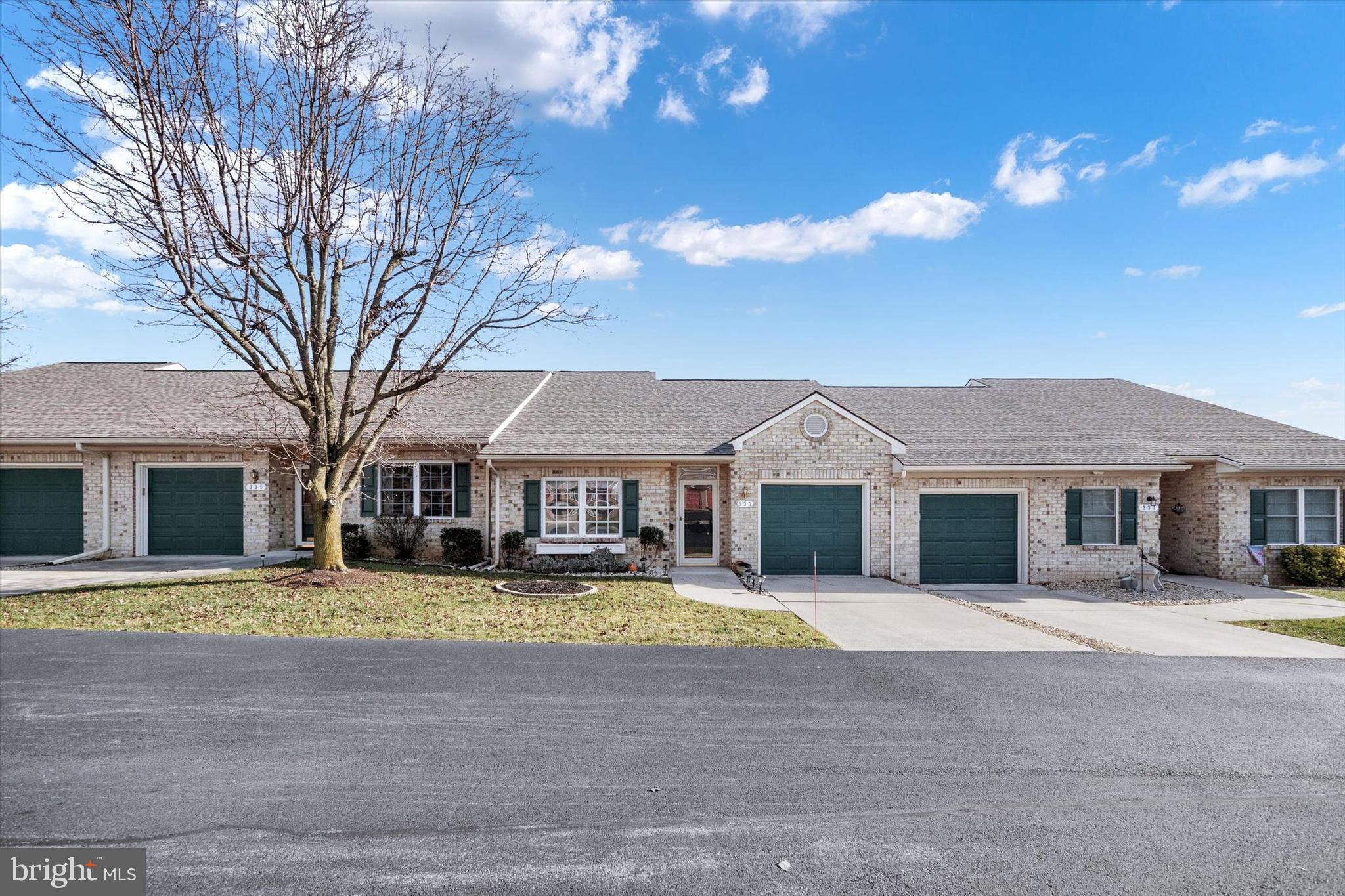 333 Sunbrook Ln #103