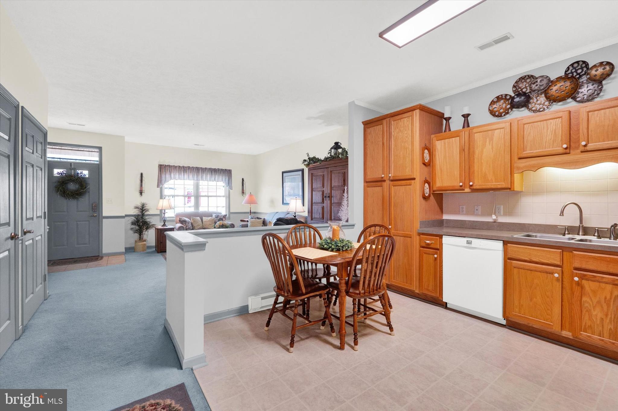 333 Sunbrook Ln #103