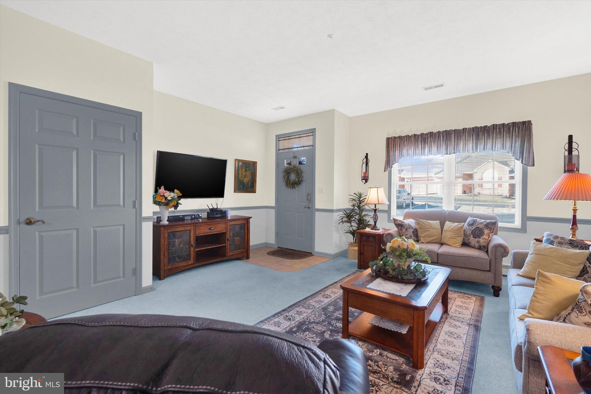 333 Sunbrook Ln #103