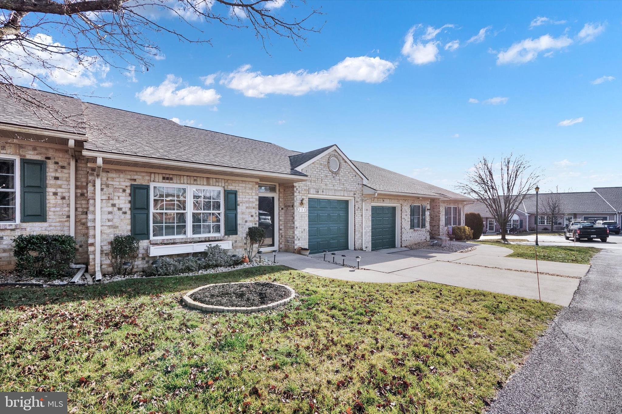 333 Sunbrook Ln #103