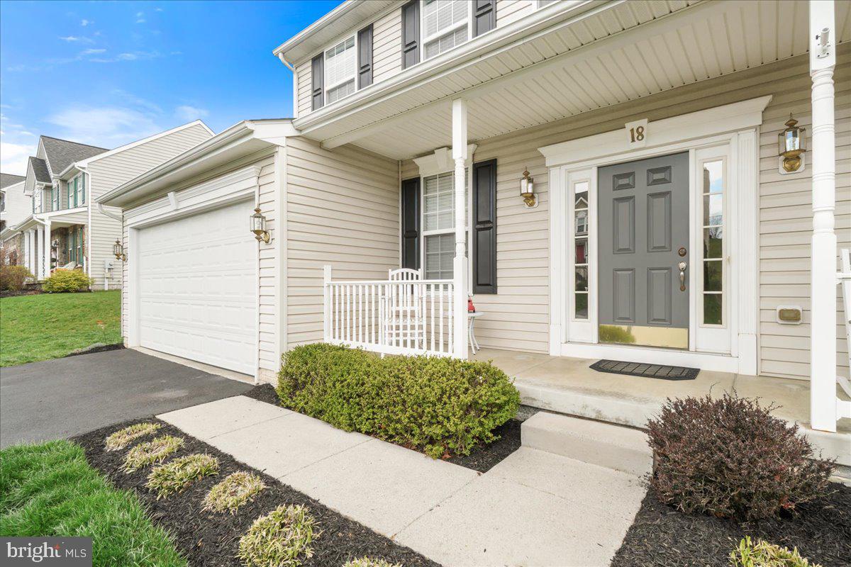 18 Farragut Dr