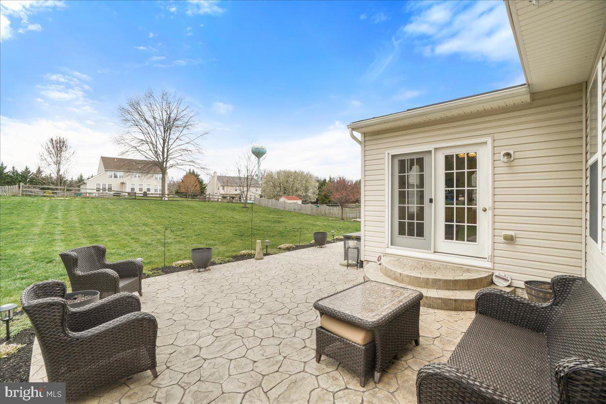 18 Farragut Dr
