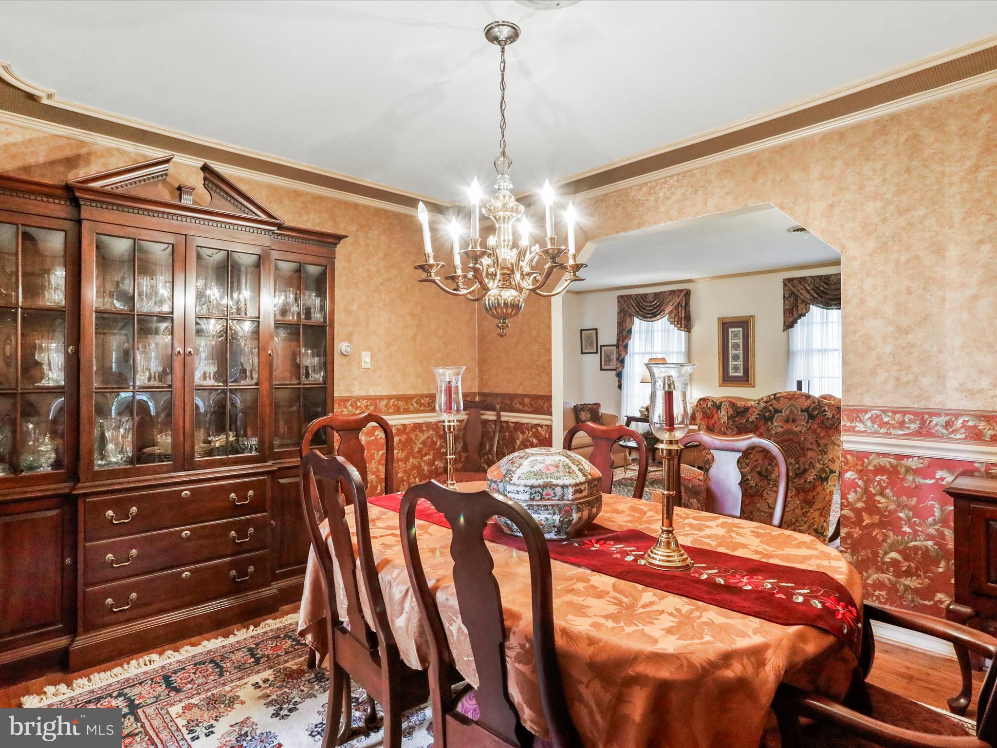 13807 Weber Way