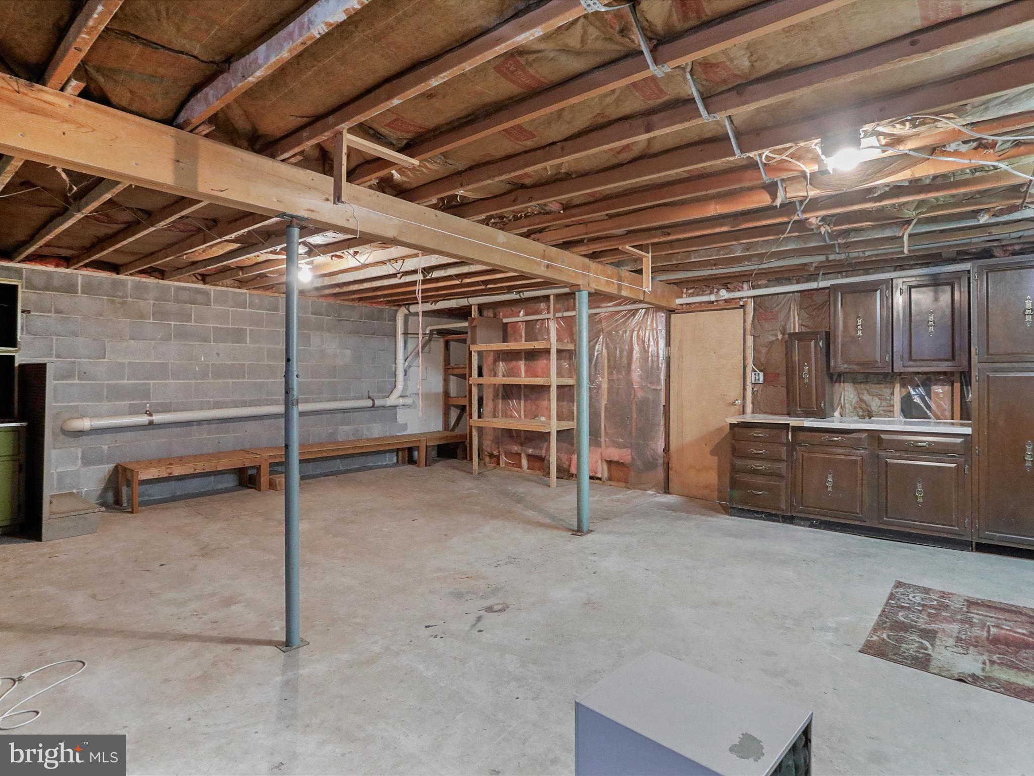 13807 Weber Way