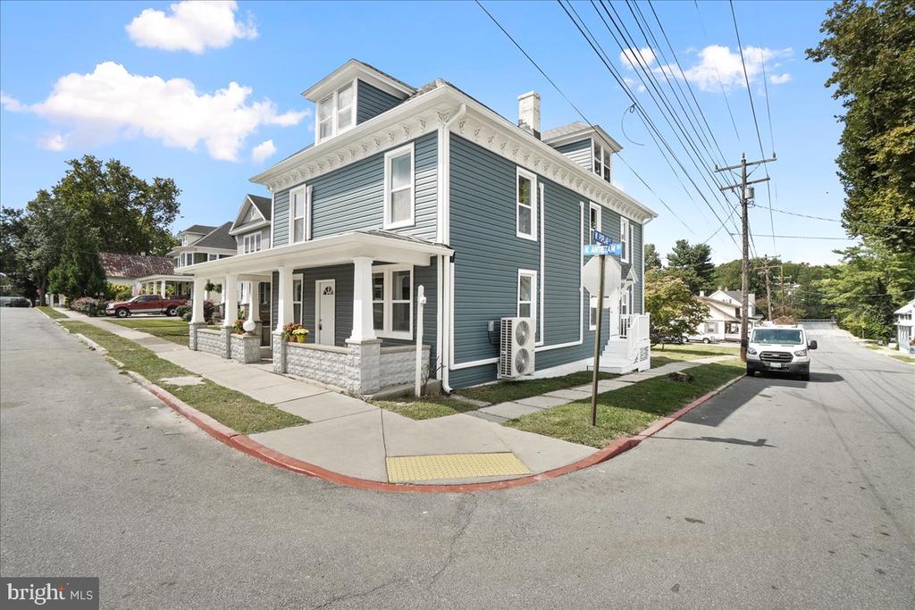 110 N ANTIETAM ST