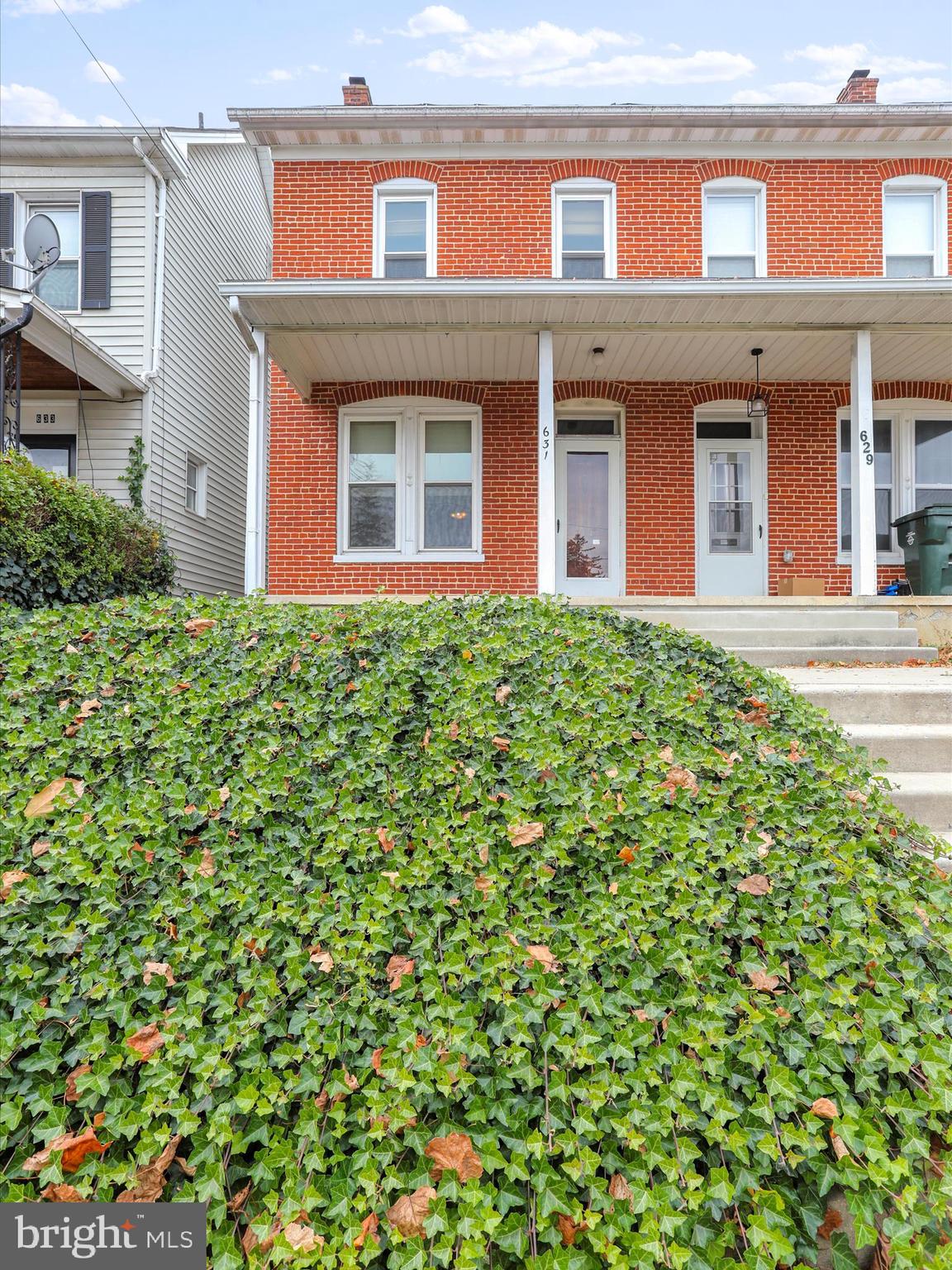 631 S Potomac St