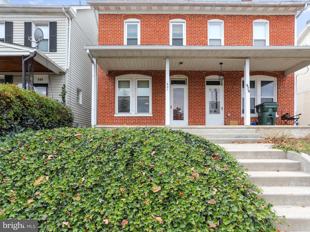 631 S Potomac St