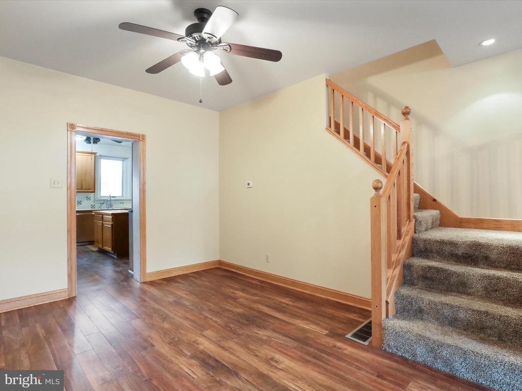 631 S Potomac St