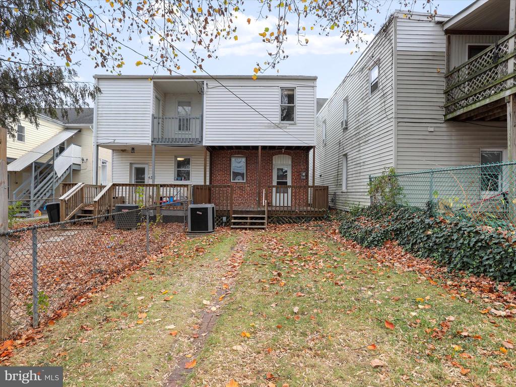 631 S Potomac St