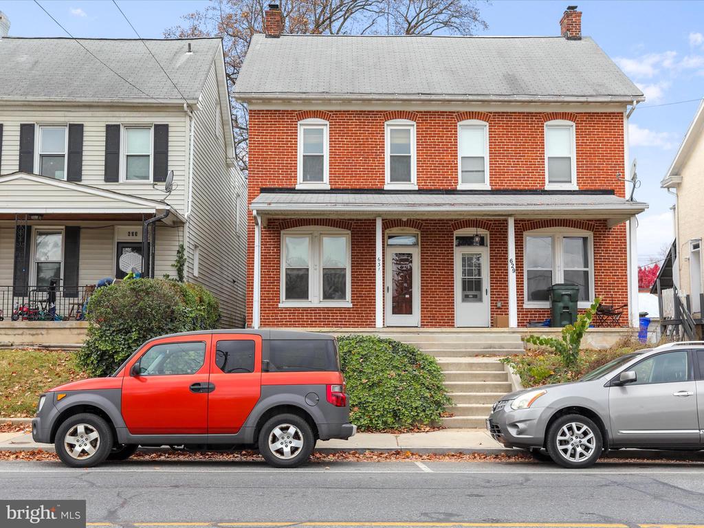 631 S Potomac St