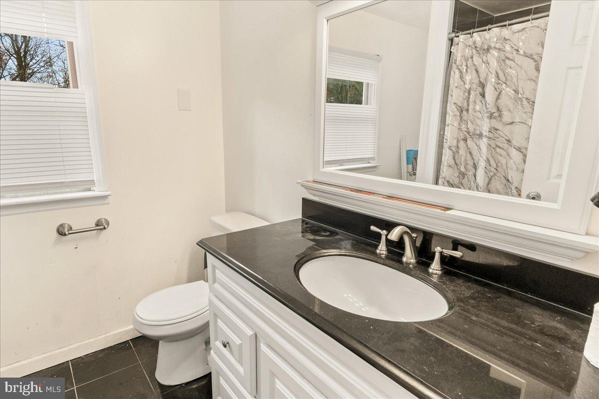 16300 Kaiser Ct