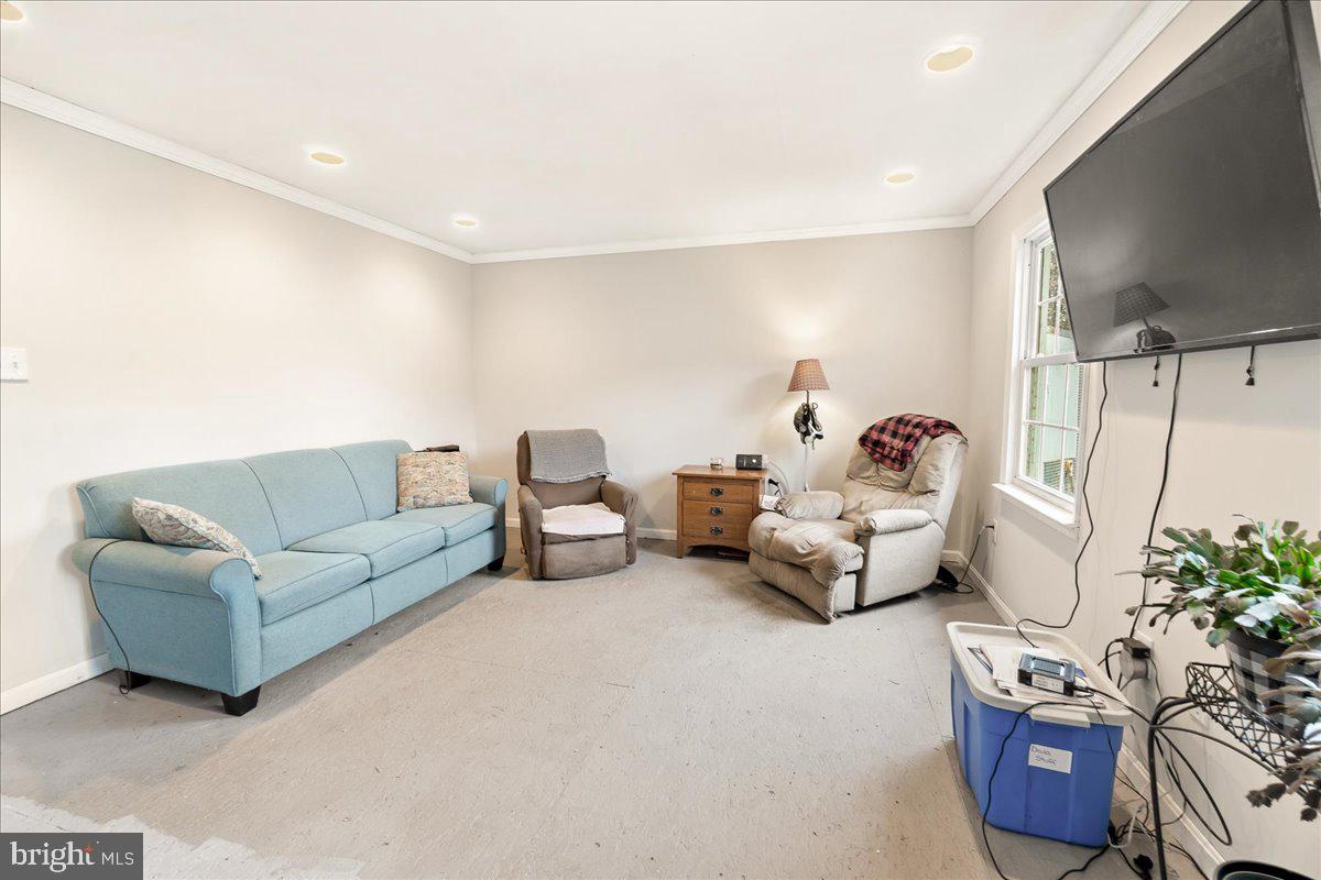 16300 Kaiser Ct