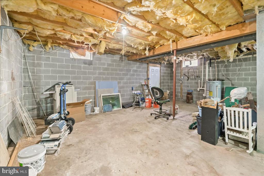 16300 Kaiser Ct