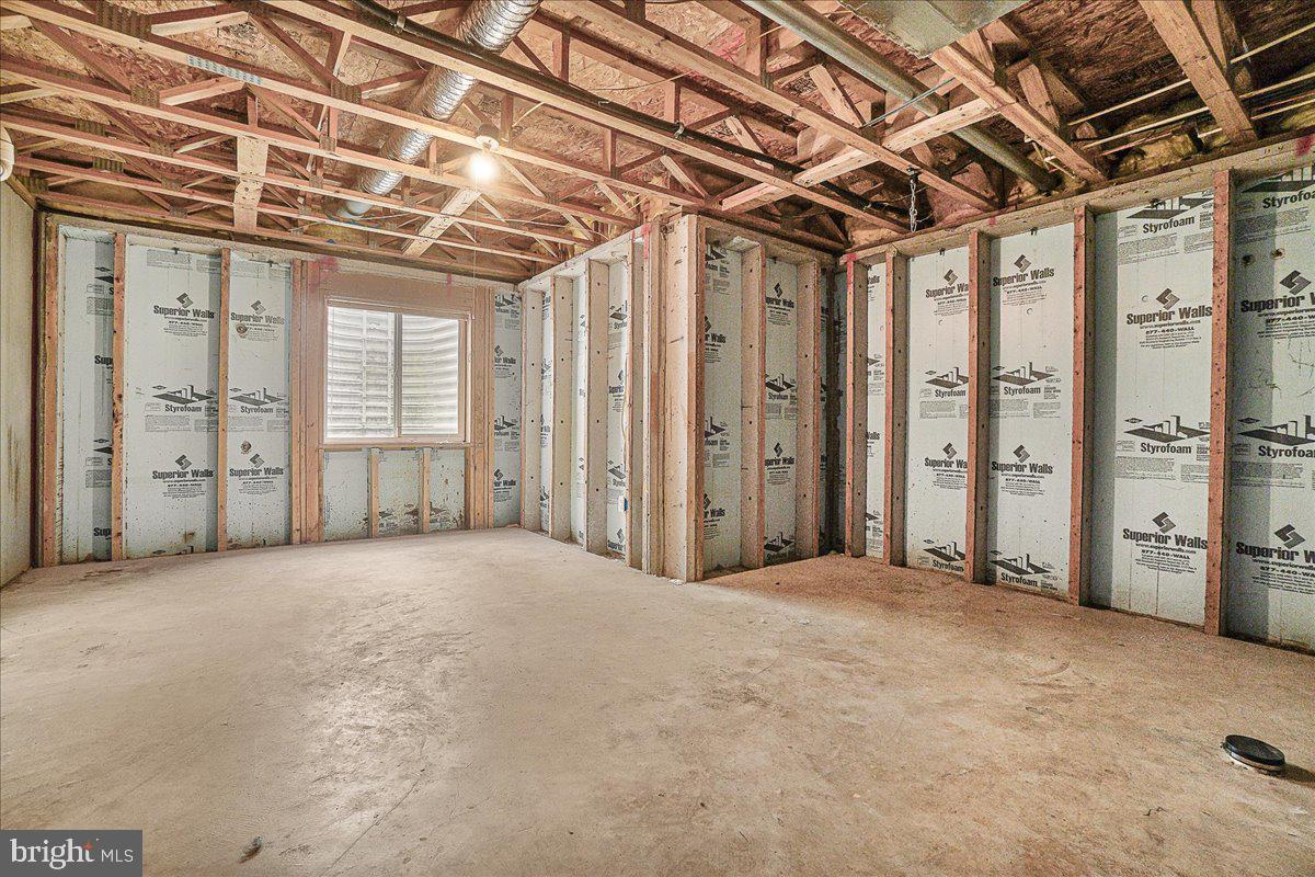 229 Merrbaugh Dr
