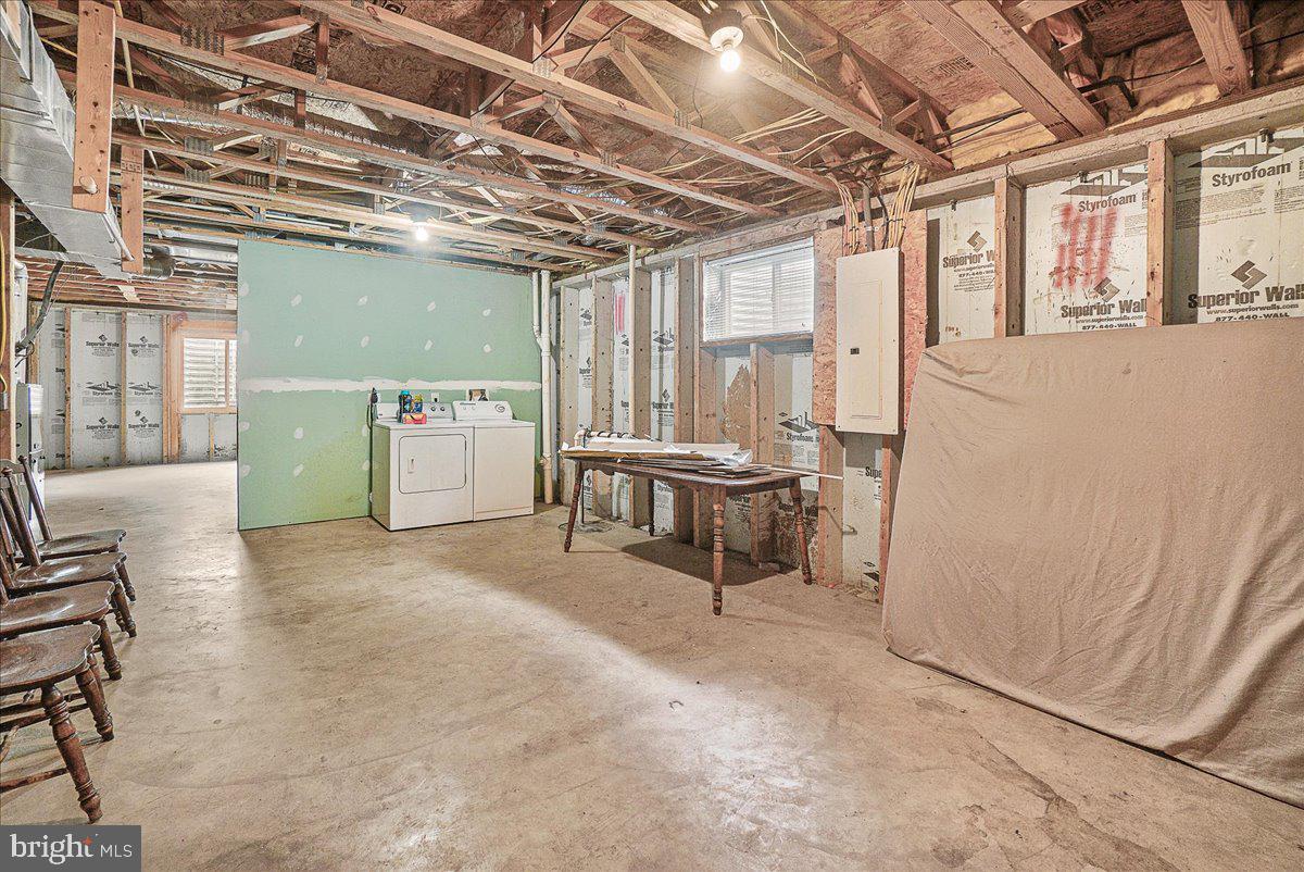 229 Merrbaugh Dr