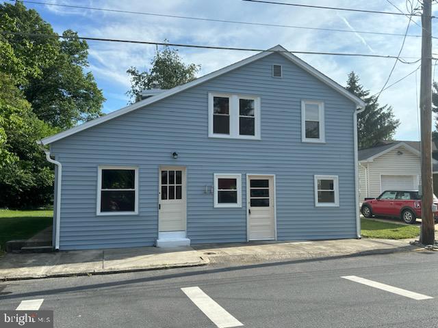 9 E POPLAR STREET
