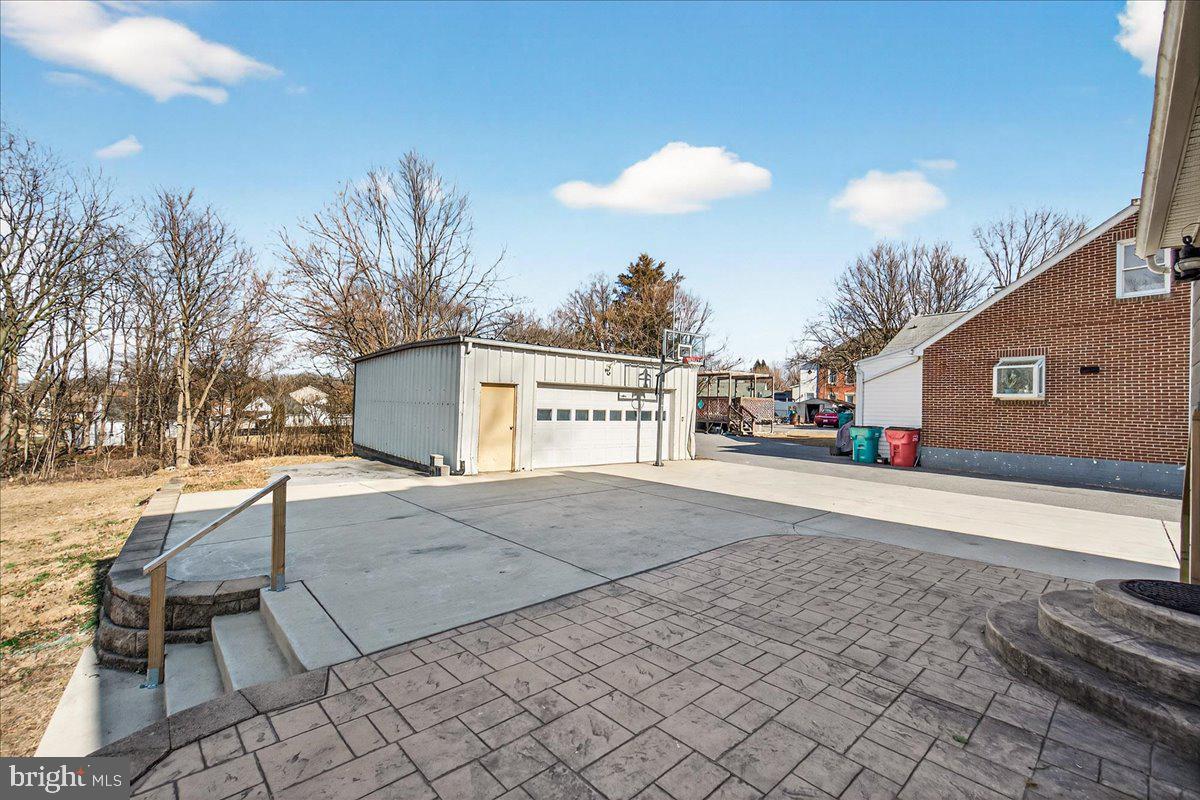 17338 VIRGINIA AVENUE