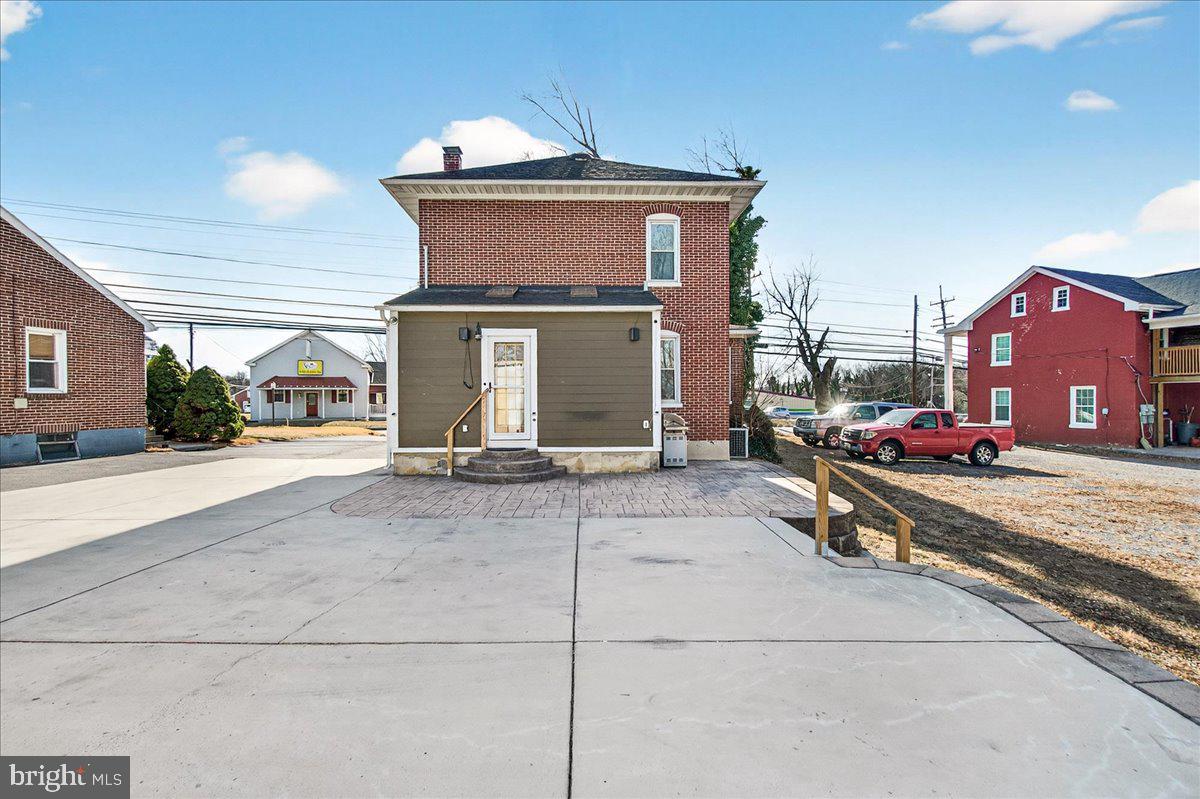 17338 VIRGINIA AVENUE