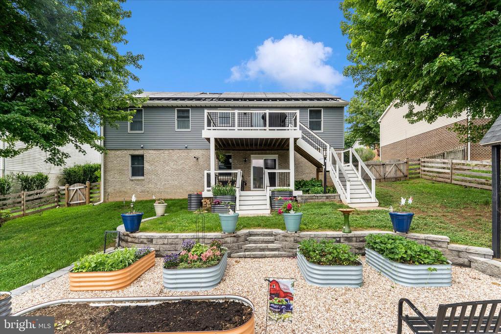 31 AMANDA DRIVE