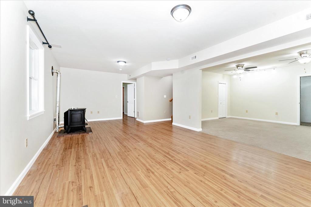 31 AMANDA DRIVE