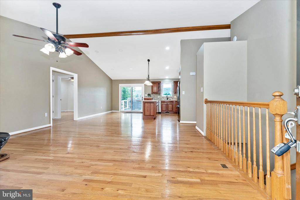 31 AMANDA DRIVE