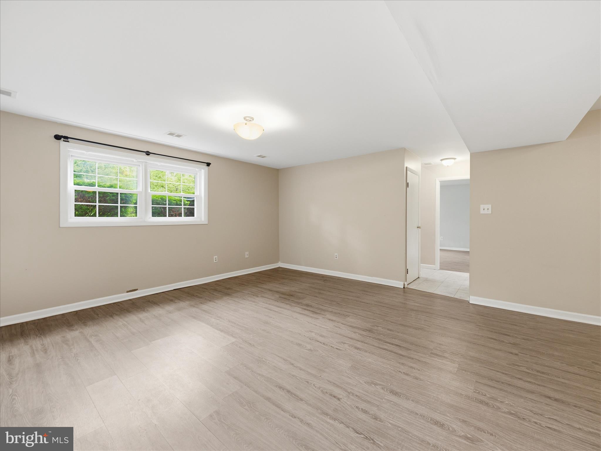 1059 VALLEYBROOK DRIVE