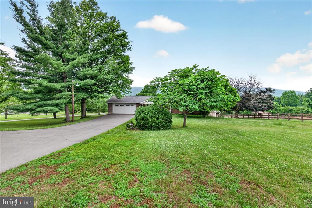 1752 ROHRERSVILLE ROAD