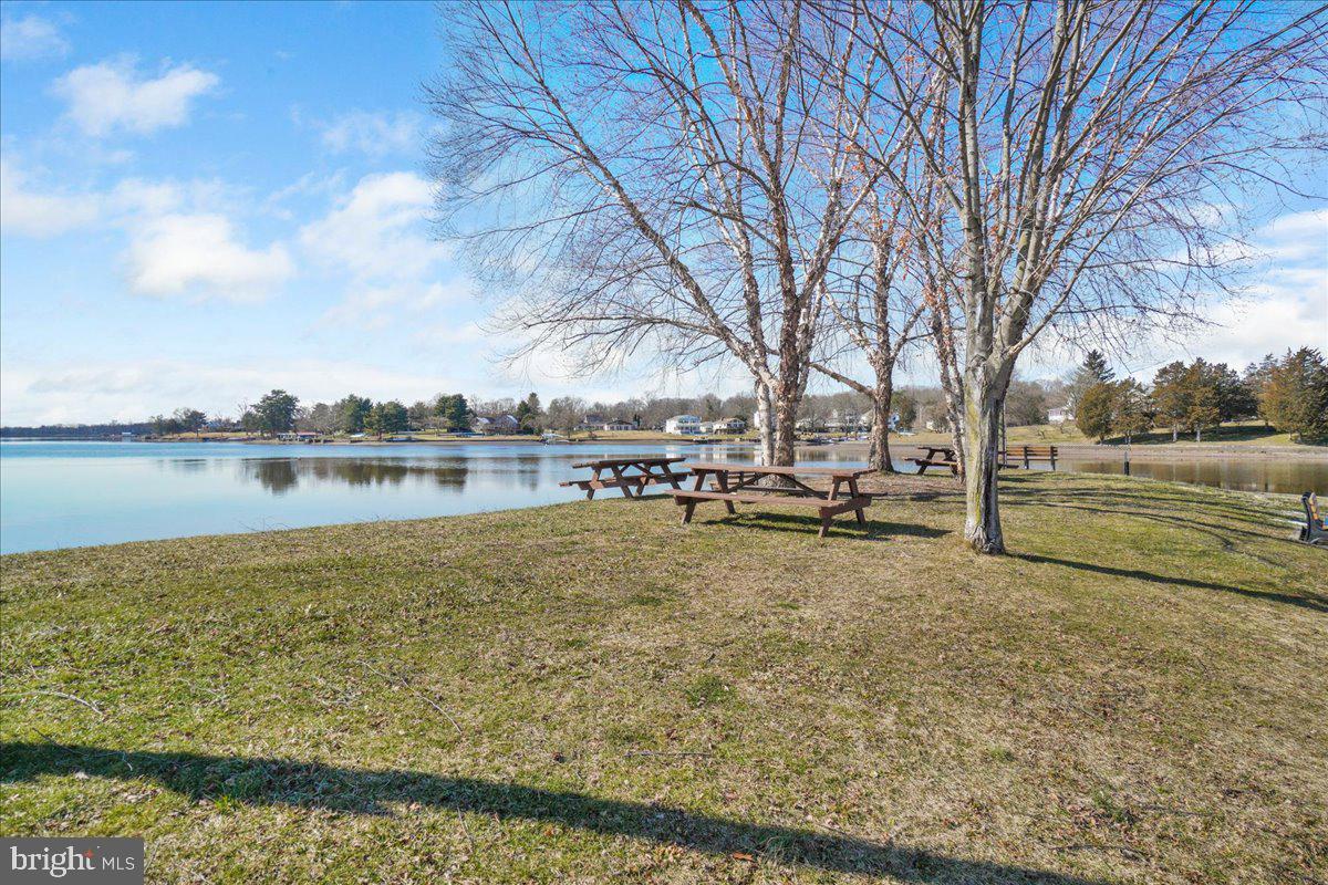 240 Forrest Dr
